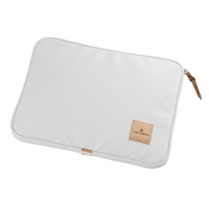 Color 'White Coated Canvas'