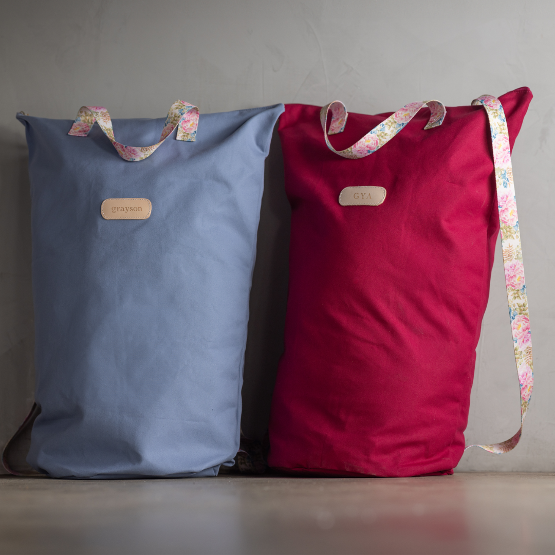 Color 'Raspberry Canvas with Peony Webbing'