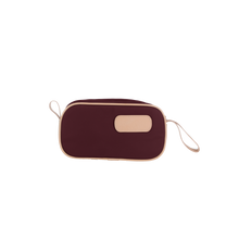 Load image into Gallery viewer, Shave kit front view in Color &#39;Burgundy Coated Canvas&#39;
