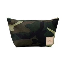 Load image into Gallery viewer, Grande - Classic Camo Coated Canvas Front Angle in Color &#39;Classic Camo Coated Canvas&#39;

